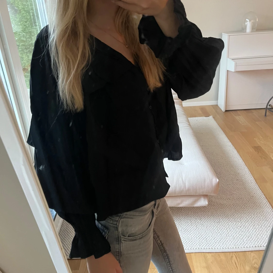 Svart blus från Lindex - 91