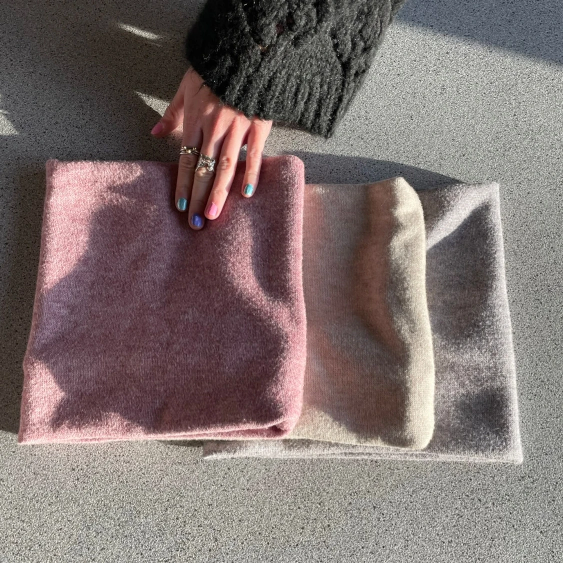 BUFF i rosa, beige och grå