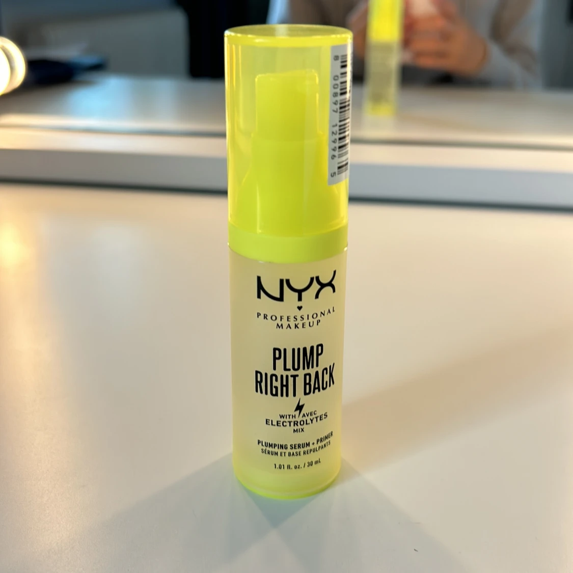 Nyx plump right back primer