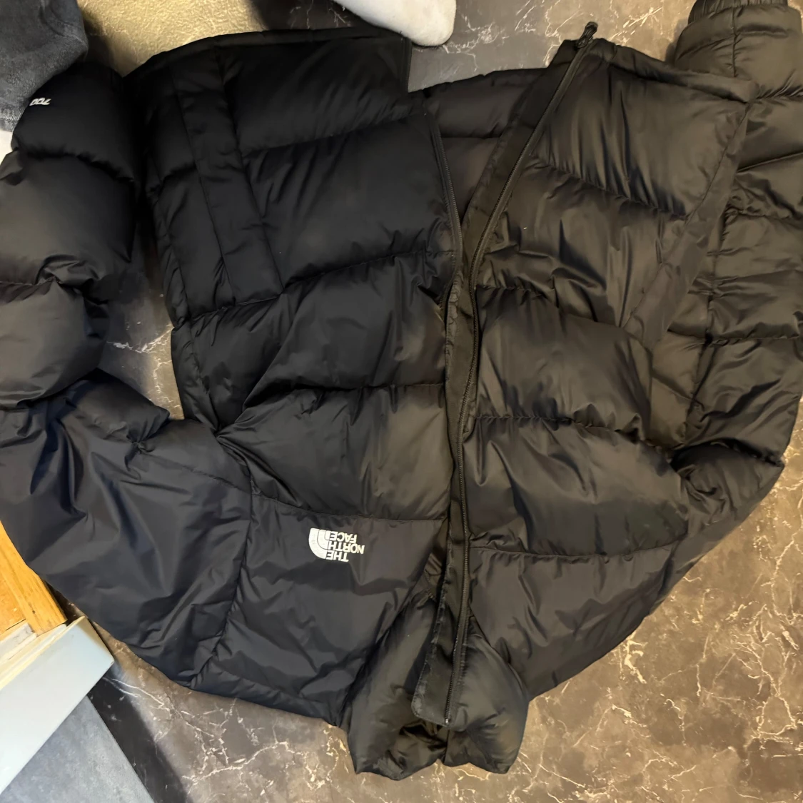 North face puffer jacket - 90