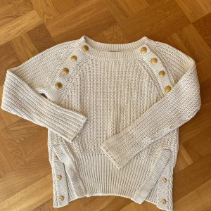 Hunky Dory tröja  - Storlek M, benvit, bomull 