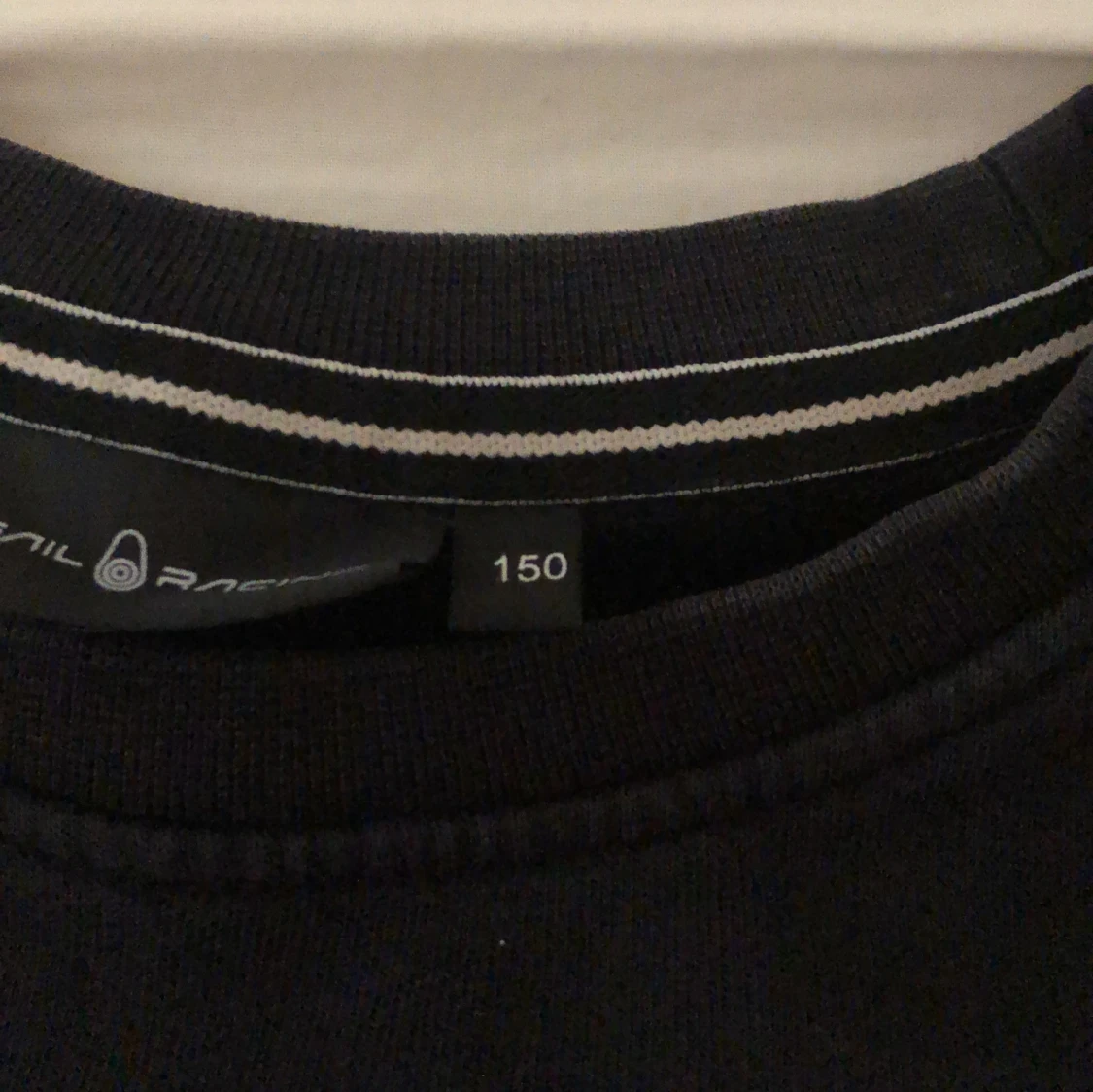 Svart tröja från Sail Racing - 90