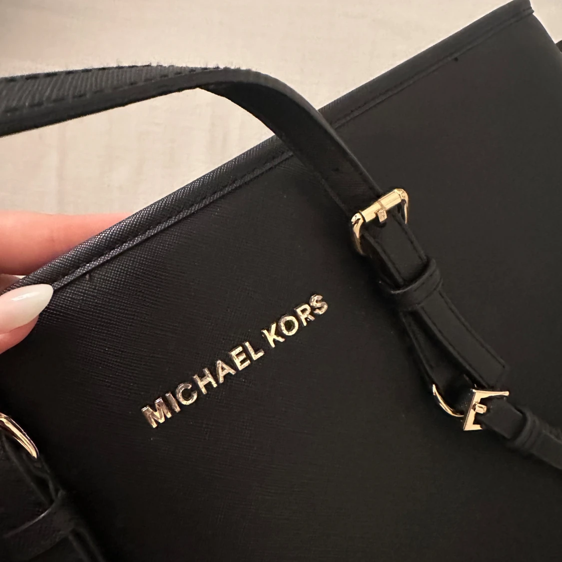 Michael Kors väska  - 92