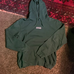 Baggy hoodie - Oanvänd och fint skick, skönt material och lagomt stro luva