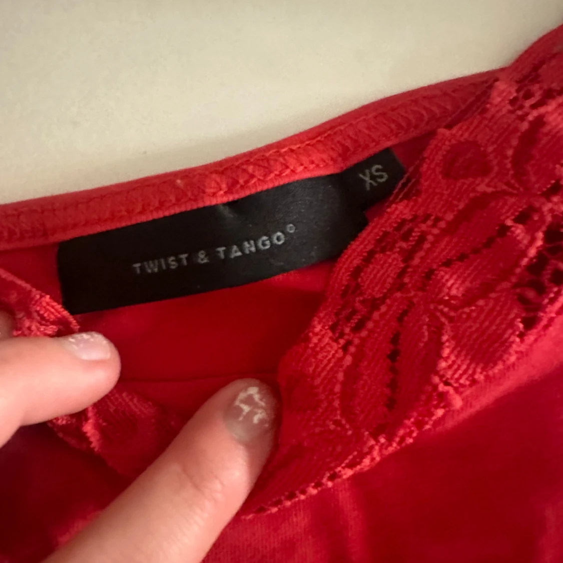 Röd långt linne  - 91