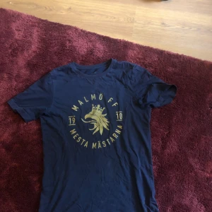 Malmö ff T shirt  - Väldigt bra skick, storlek S
