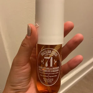 Sol de Janeiro 71 - Riktigt god doft men har tröttnat! Halva kvar