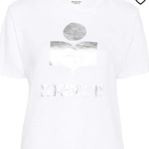 Isabelle marant tröja  - Har använt 1 gång super fin marant tröja köpte för 1900 kontakta mig för mer bilder jätte fin i vår o vinter 