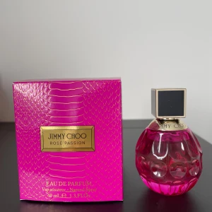 Jimmy Choo Rose Passion - Jimmy Choo Rose Passion edp in 30 ml. Only few sprays used. 