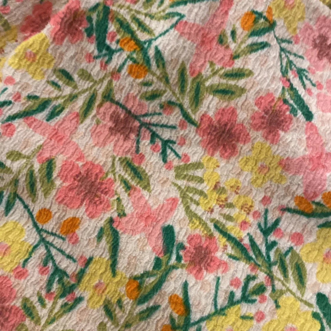 Blommiga shorts från Zara Kids - 92