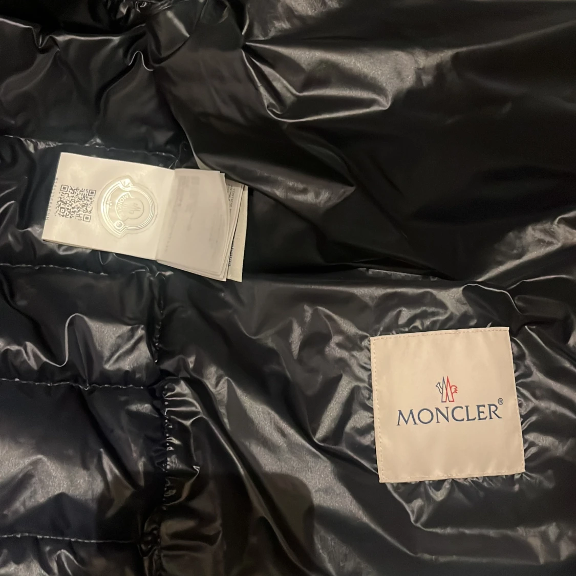 Marin blå dunväst från Moncler - 91