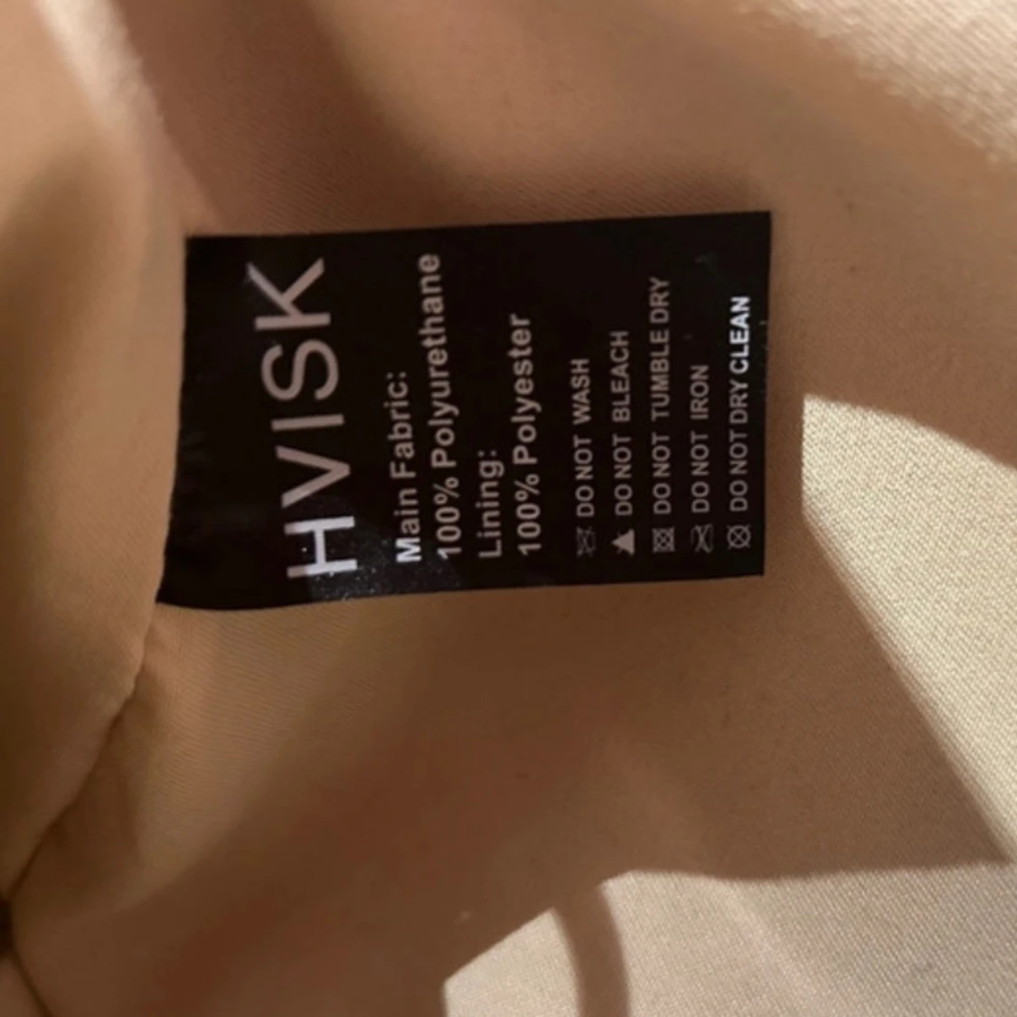 Beige axelväska från HVISK - 93