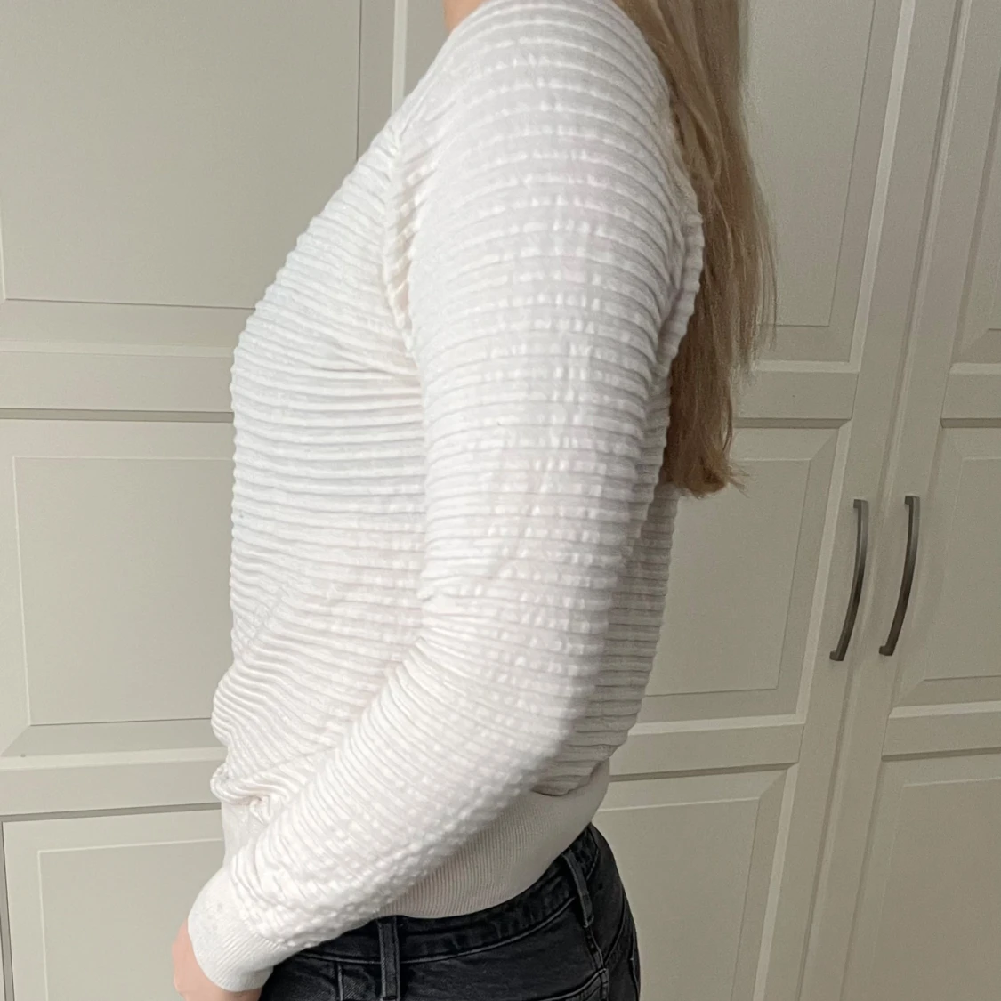 Vit ribbad kofta - 90