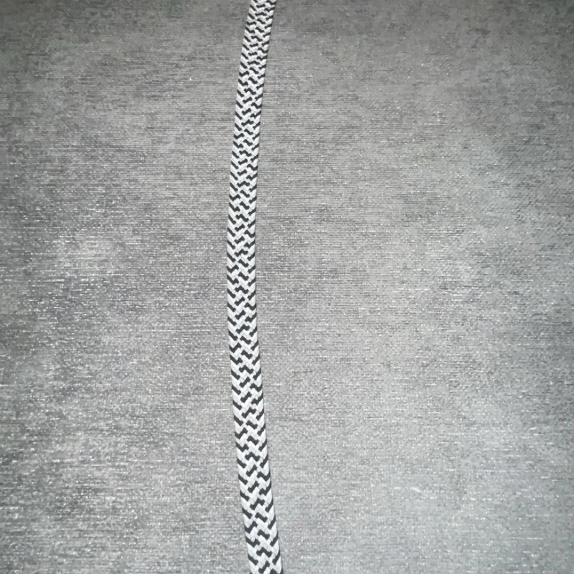 Svartvitt flätat bälte - 90