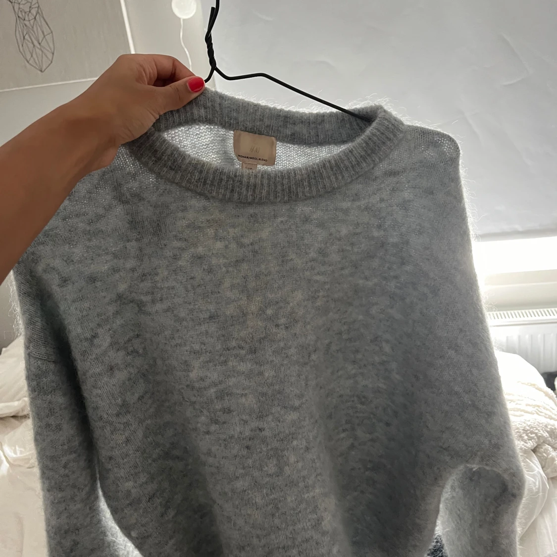 Grå stickad tröja från H&M - 90