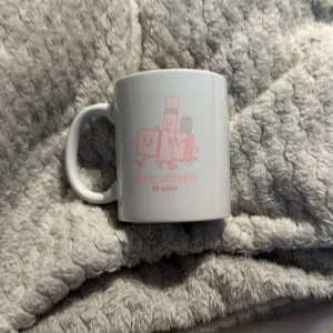 Caia mugg - En helt länsvägs Caia mugg som jag fick med på ett köp. Aldrig använd har bara haft stående.