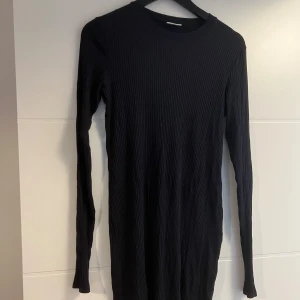 Klänning tajt - Ny skick 