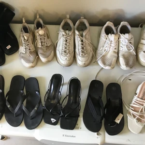 Sko paket  - Tio par skor alla i storleken 38. Ett par är Björn Borg mycket fina.