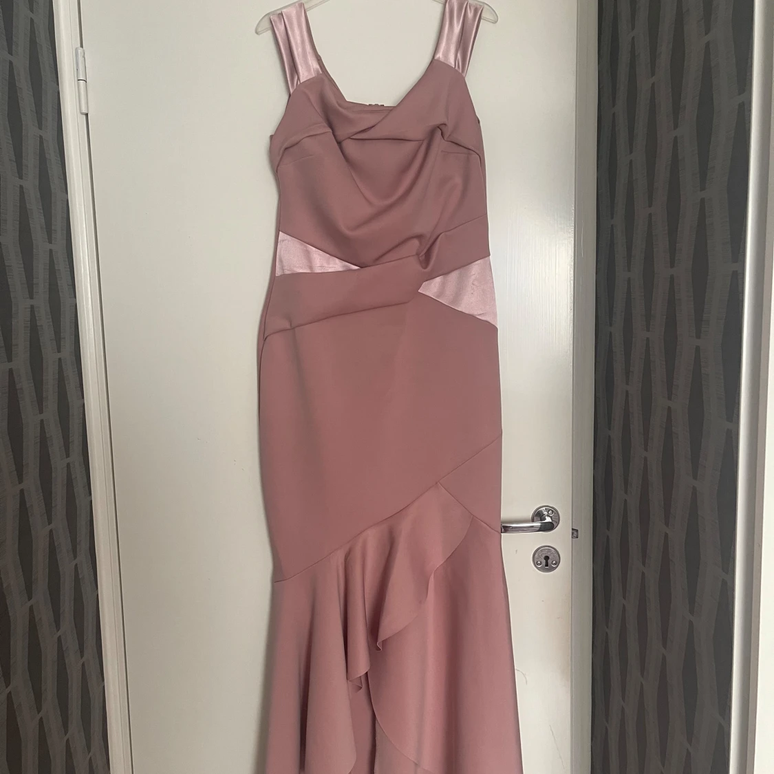 Rosa långklänning för bröllop - 90