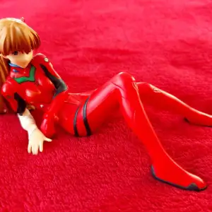 Souryuu Asuka Langley Evangelion anime figur i bra skick!🫶🏻Köp gärna direkt,behöver pengar!