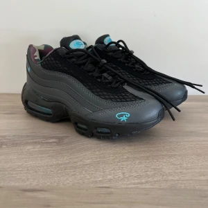 Nike Air max Cortiez 95 - Toppskick aldrig använda beställde i fel storlek så behöver sälja snabbt då det är en present. 