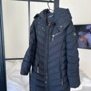 Jacka  - Hollies jacka 