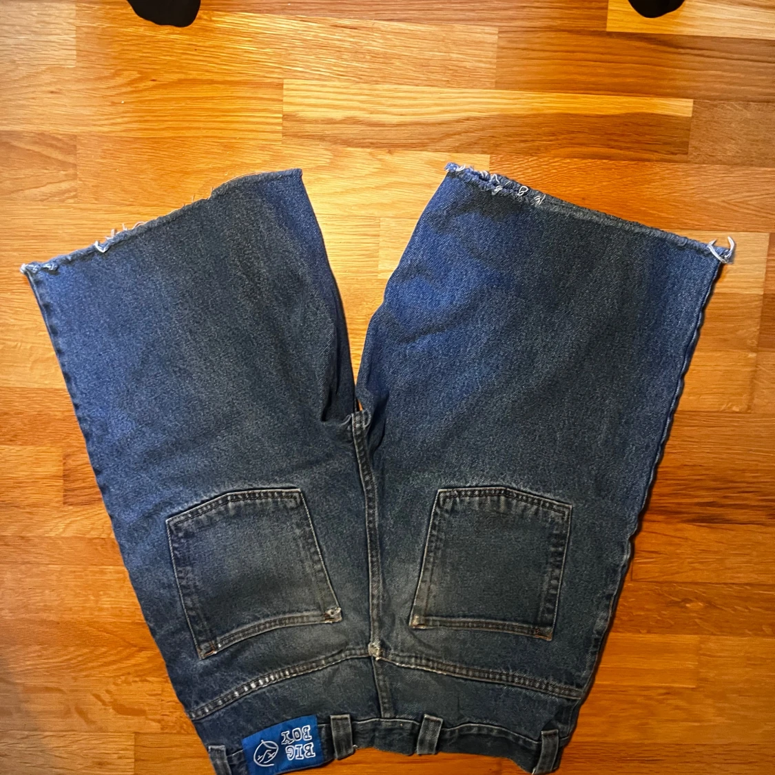 Klippt shorts till bra längd - 90