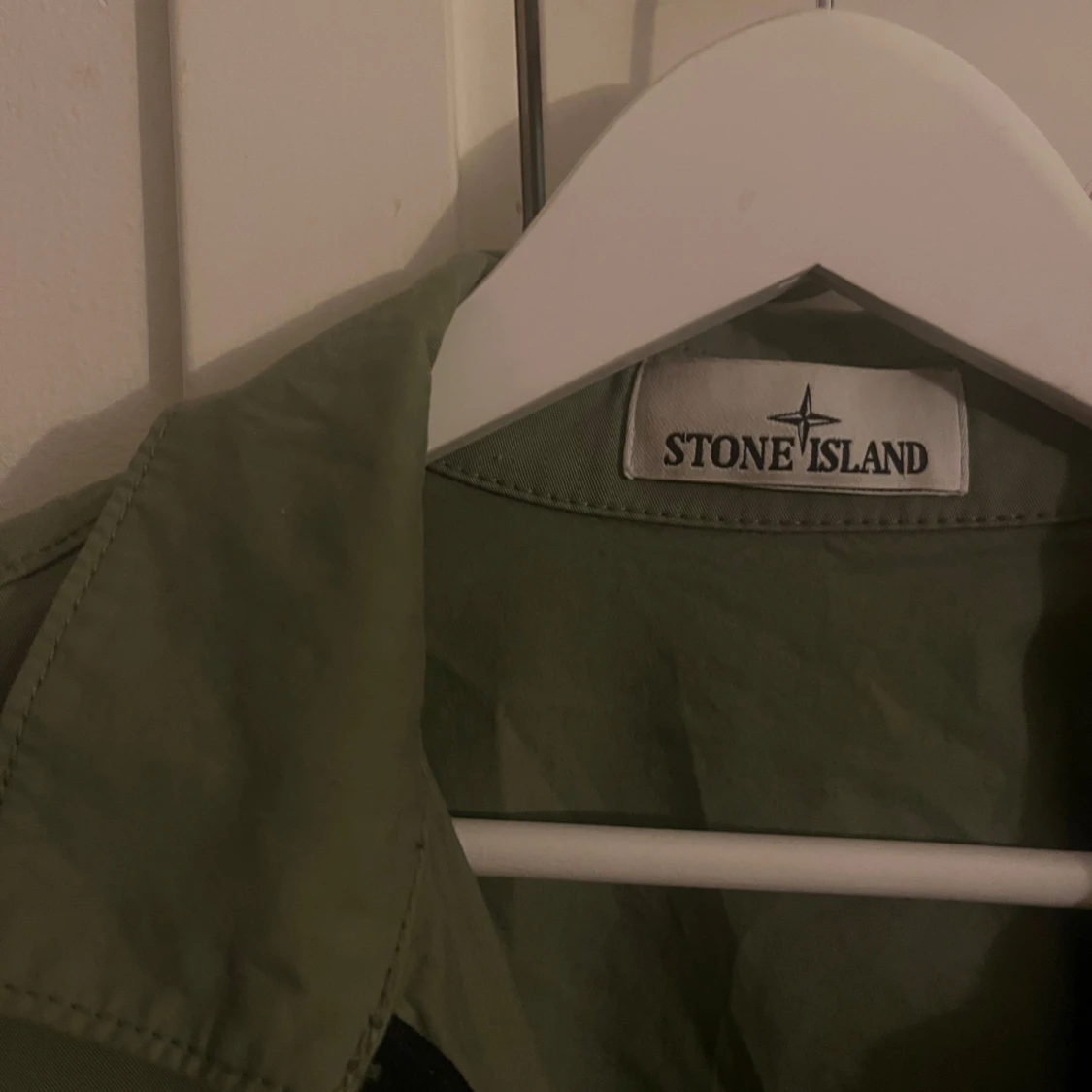 Grön overshirt från Stone Island - 91