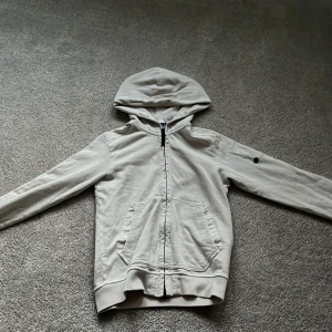 Stone island  - Bra skick