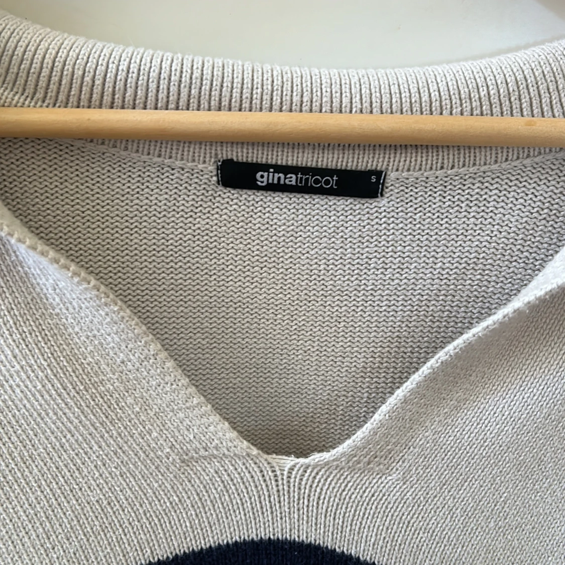 Randig stickad tröha - 91