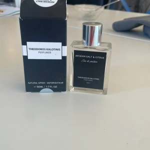 Theodoros Kalotinis Agean salt and citrus  - Skada på förpackning 