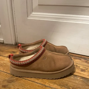 UGGs tazz  - I använt skick, se bilder 🫶🏻 säljer pga att de är aningen för små 