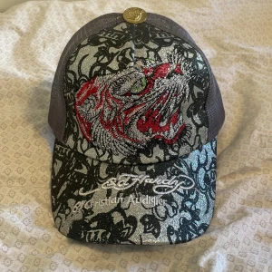 edhardy keps  - jätte snygg edhardy keps, oanvänd