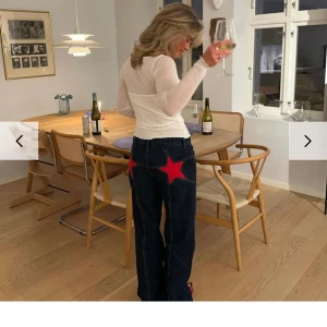 Design by si jeans  - Använda 1 gång! Perfekt längd på mig som är 170 cm❤️