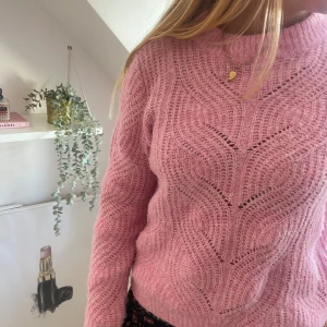 Söt tjocktroja  - Super söt tröja 🩷