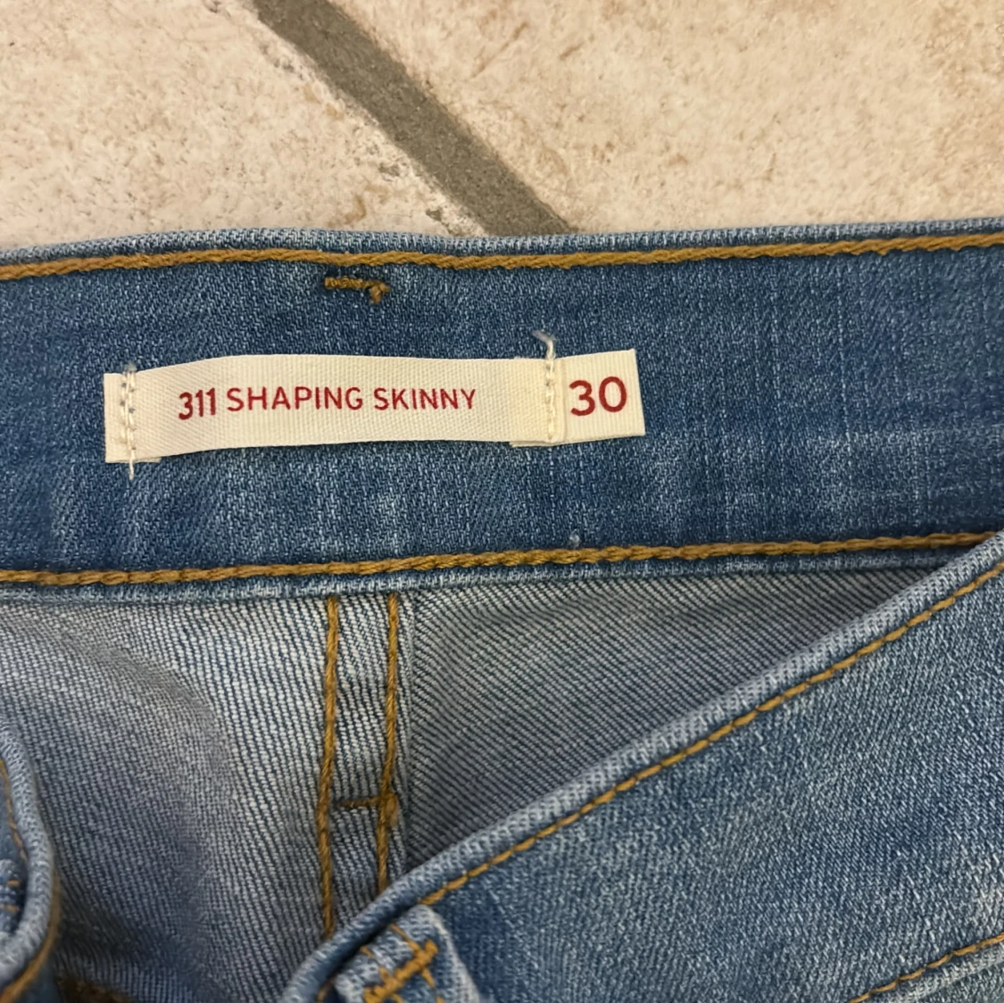 Levi's 311 Shaping Skinny Jeans - 92