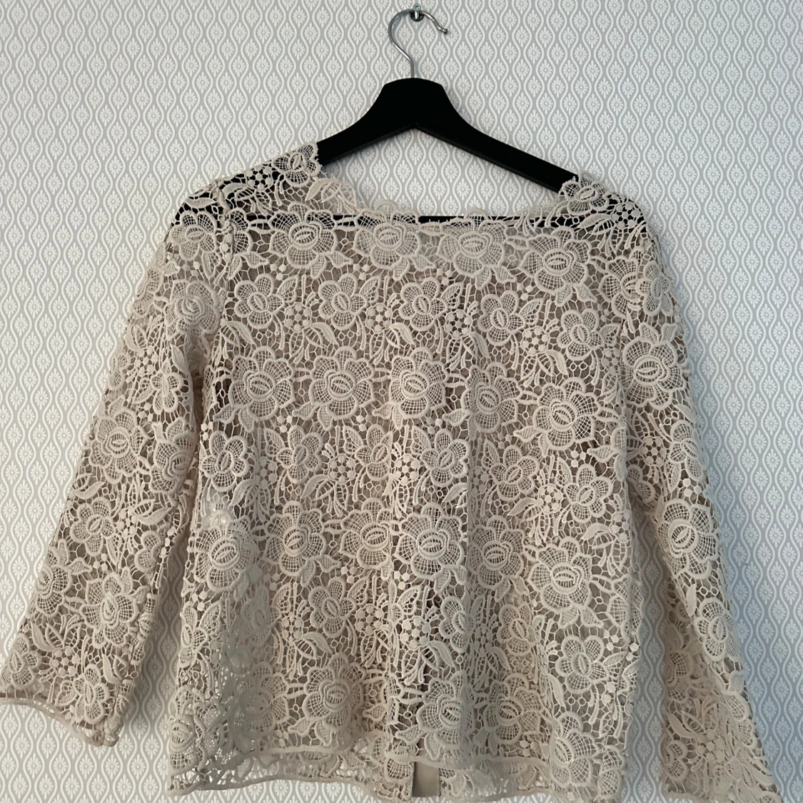 Beige spetsblus från Sand