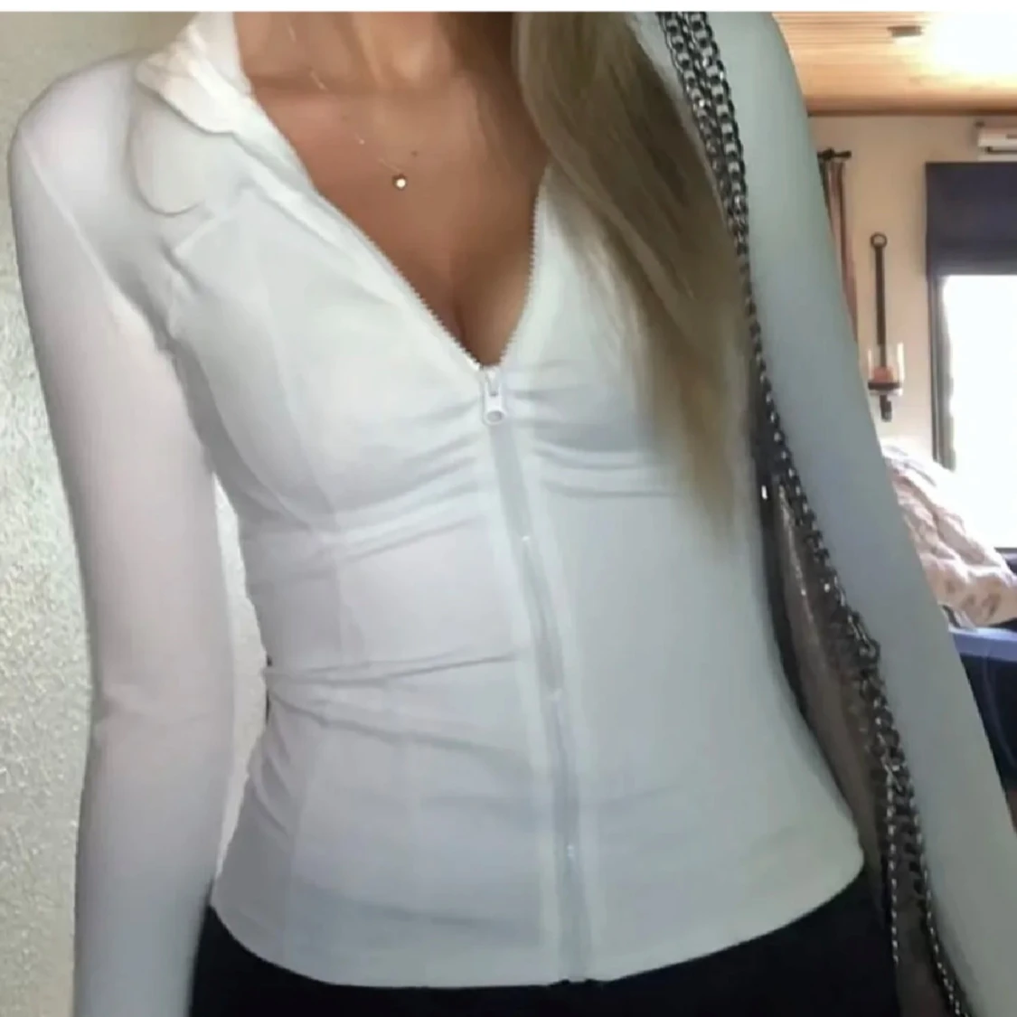 Vit zip tröja  - 90