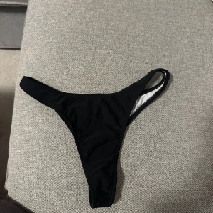 Bikinitrosa - Inte använd 