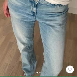 Super snygga perfekt Baggy jeans  Lånad bild!!