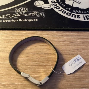 Guess armband  - Guess armband inte haft det länge bra kondition