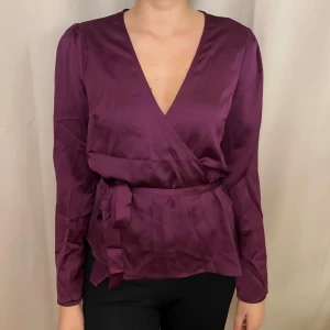 Blus - Oanvänd från missguided