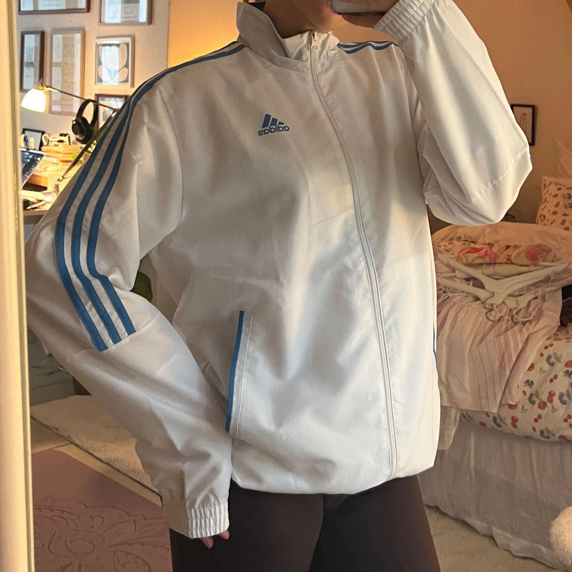 Vit träningsjacka från Adidas - 90