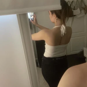 Vitt linne -  vitt linne med öppen rygg