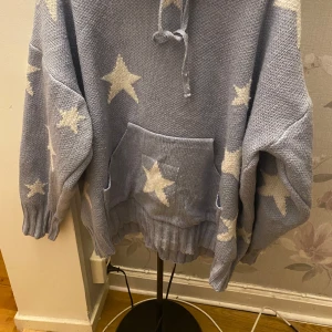 Tjocktröja  - Fin tröja som blivit för stor för mig