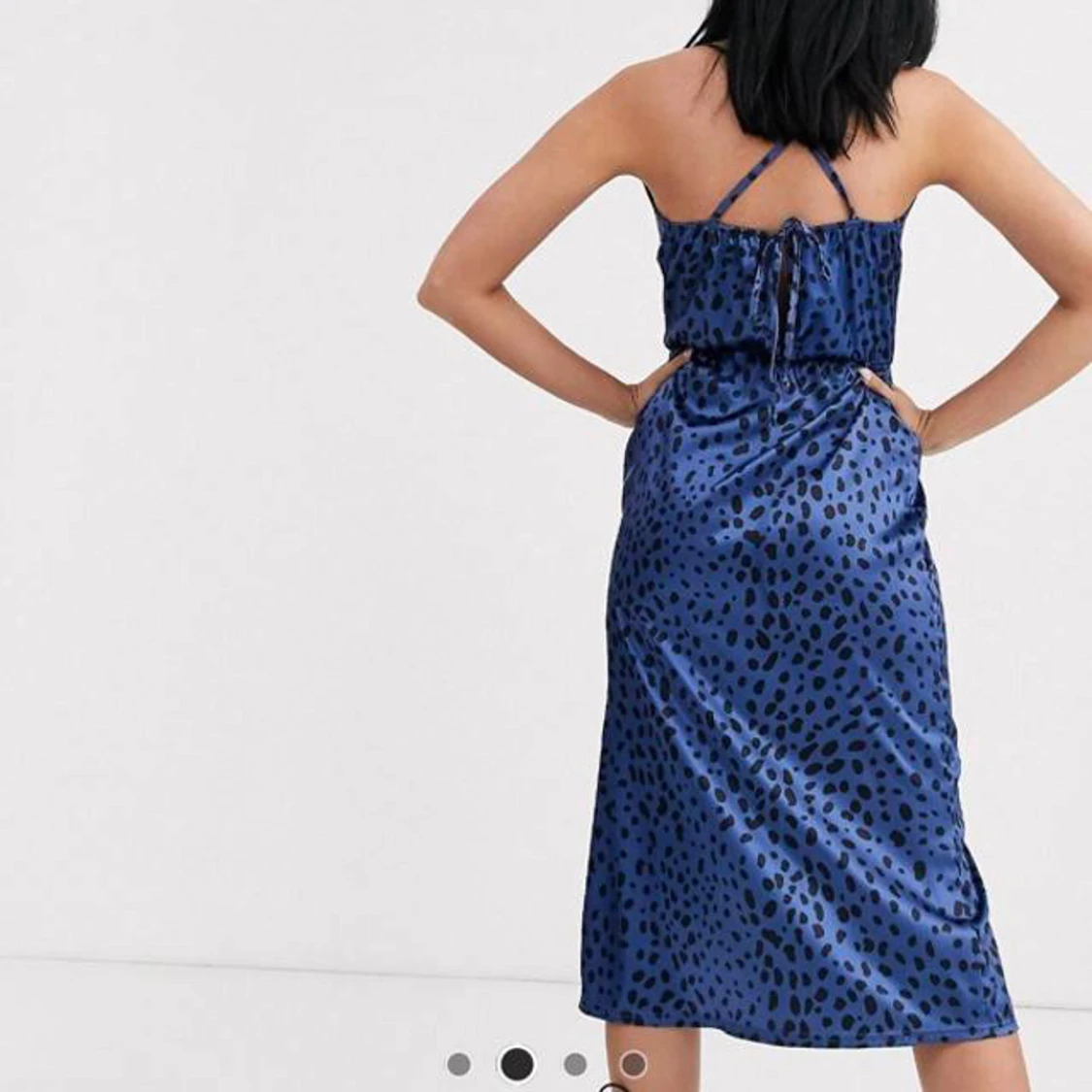 Blå leopardmönstrad klänning - 90