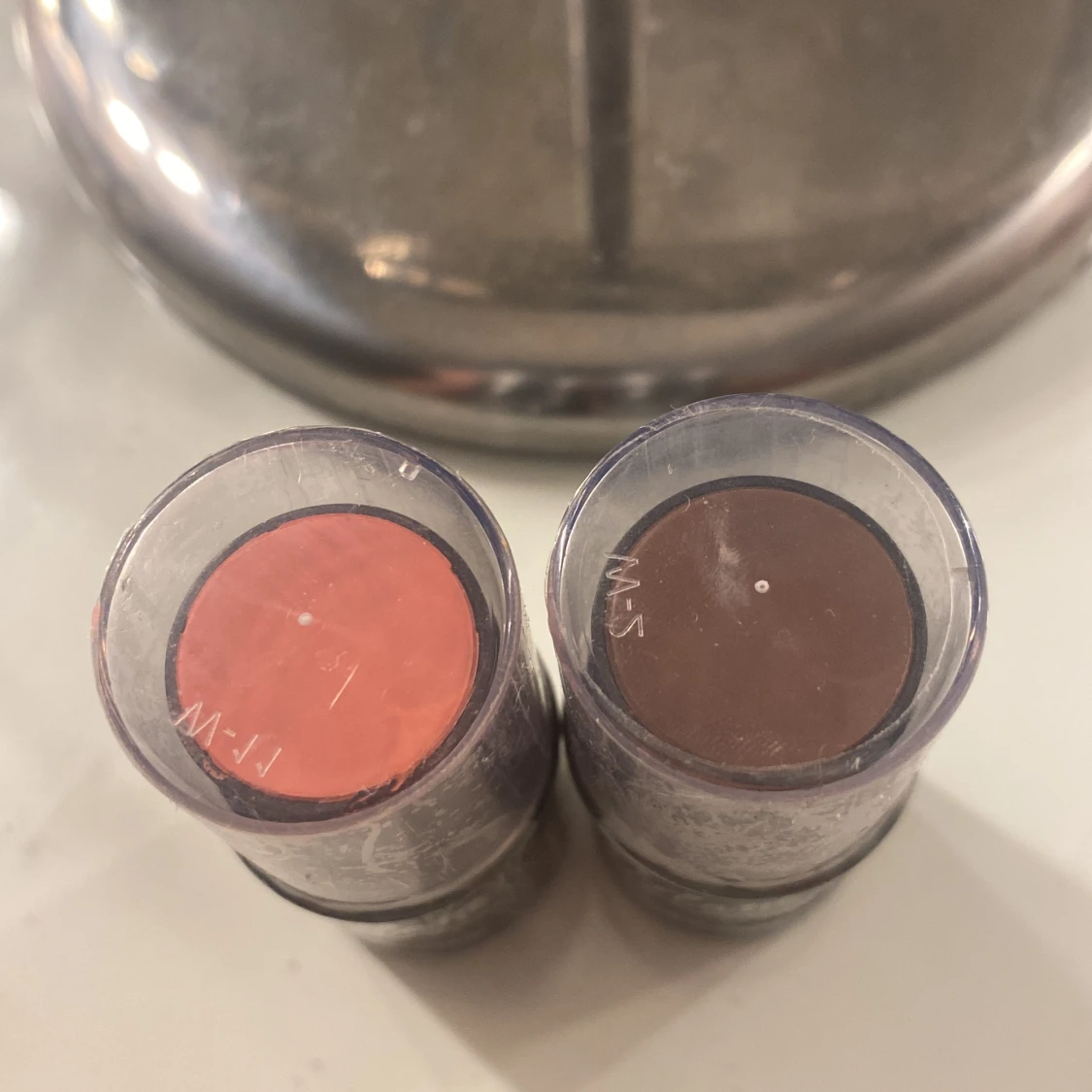 Blush och Bronze Stick från Glam of Sweden - 1