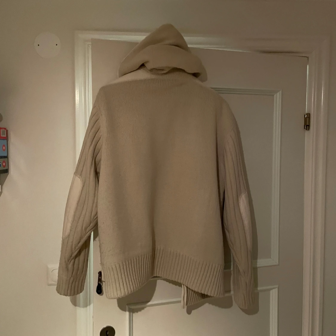 Beige stickad hoodie från schott - 92