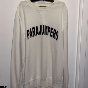 Parajumper tröja  - Säljer en äkta parajumper sweatshirt inga defekter!