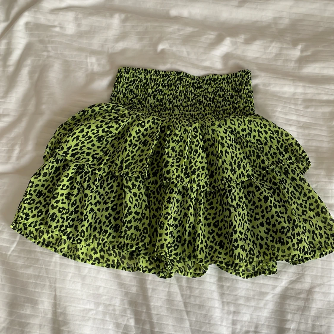 Säljer en jättefin grön leopard kjol💚🐆